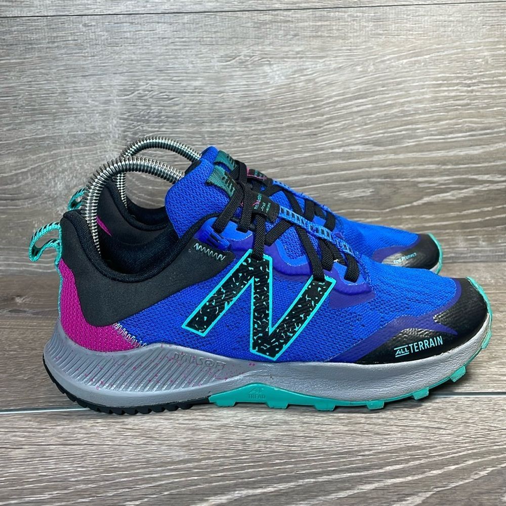 New Balance Nitrel v4 Blue Teal Black Pink Women’s Sz 8 Trail Running Sneakers
